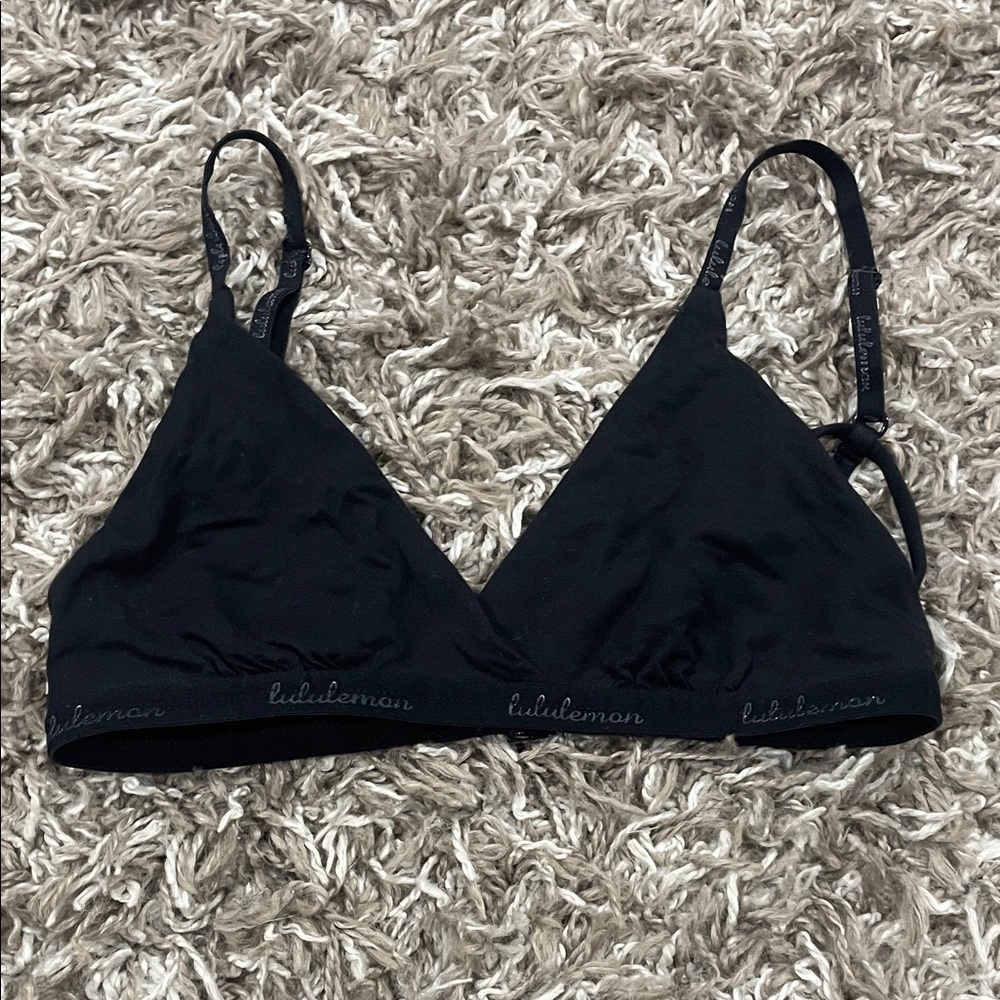 lululemon athletica Midnight Black Triangle Bralette size XXS